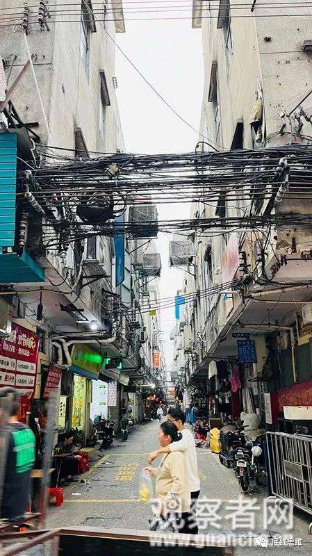 蓝狮娱乐主管:中国人热爱的“小电驴”,该怎么管?