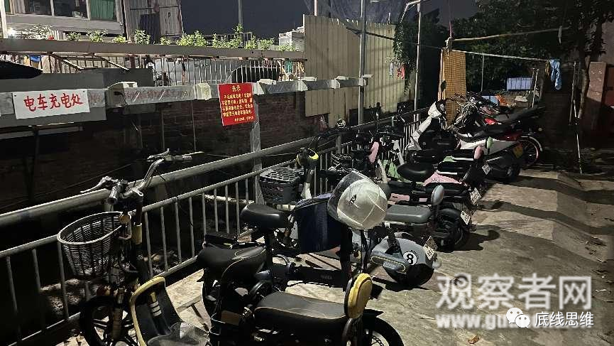 蓝狮娱乐主管:中国人热爱的“小电驴”,该怎么管?